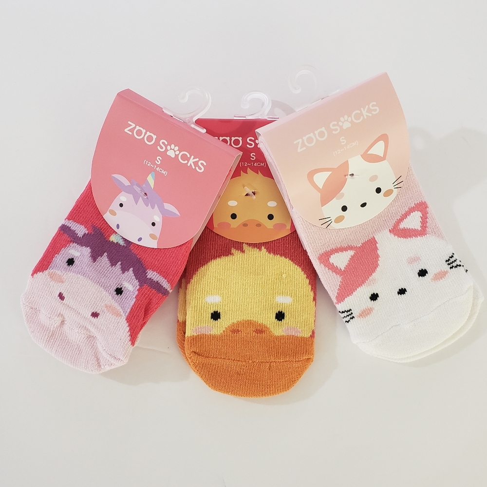 Set of 3 Baby Zoo Socks Non-Slip Padded Paw Bottom